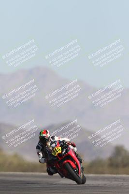 media/Oct-26-2025-Race Pace (Sun) [[c1447ca738]]/Non Verified (1st 20 Minutes of every Hour)/4-Turn 14 (1110am)/